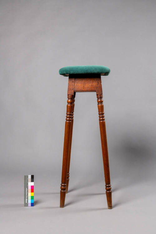 STOOL